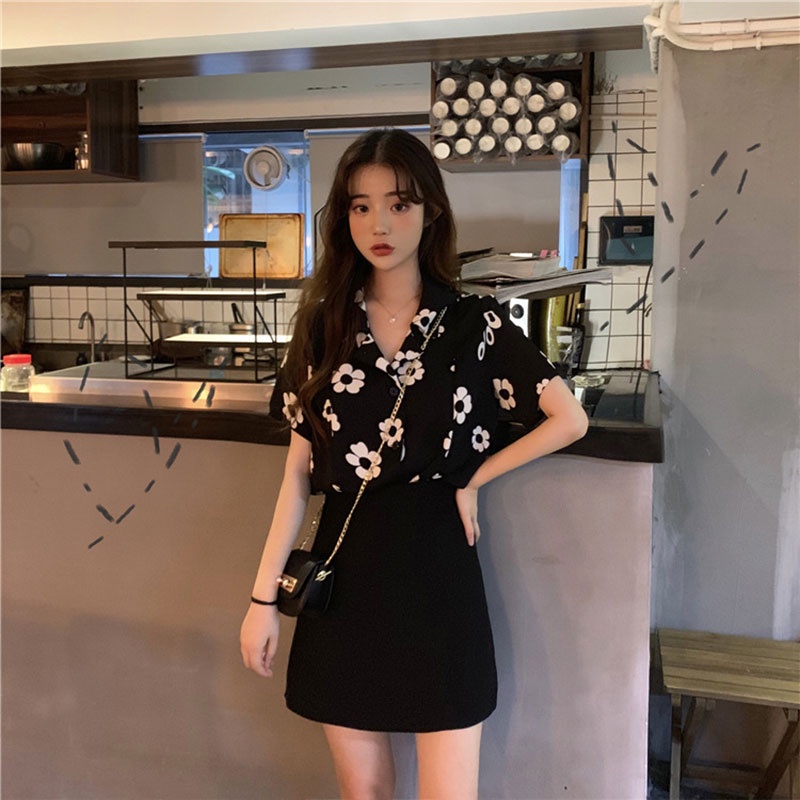 Áo sơ mi Xin LAN YA SHE tay ngắn dáng rộng in họa tiết hoa cúc phong cách Hàn Quốc thời trang xinh xắn cho nữ