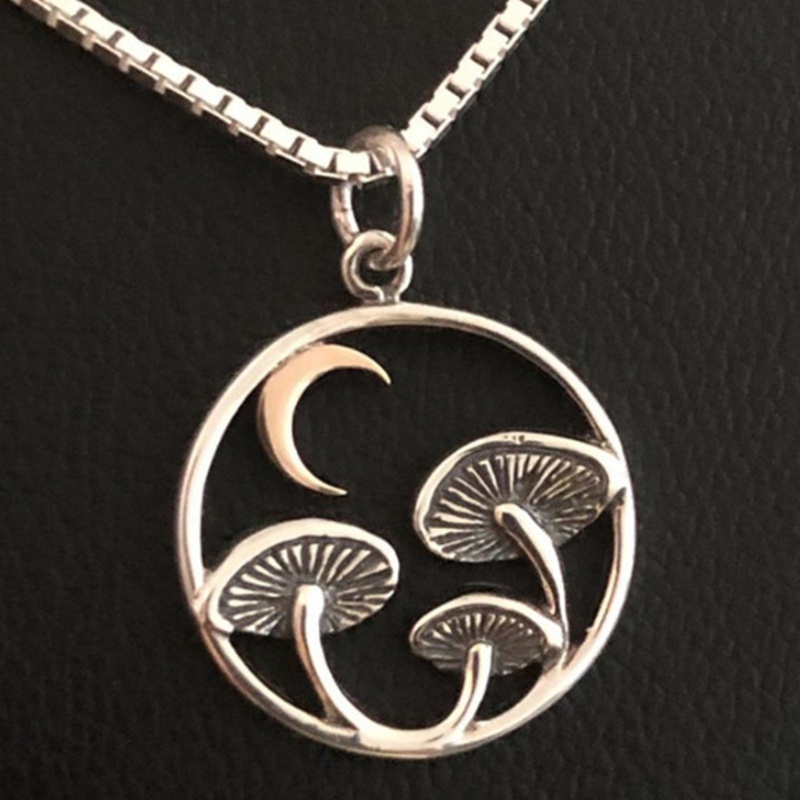 Vòng cổ mặt hình cây nấm mặt trăng thời trang cho nam và nữ