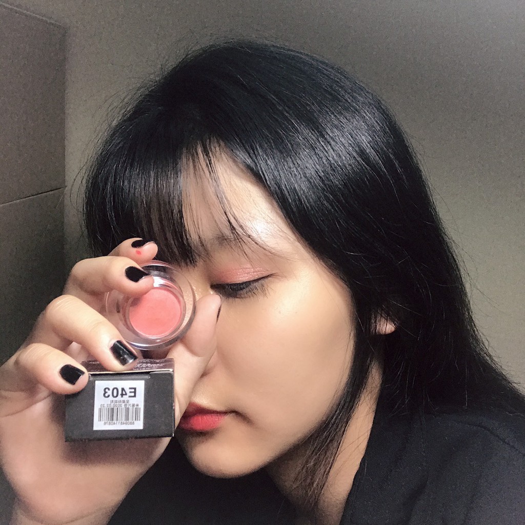 Phấn Mắt Amok Lovefit Ppomppu Eyeshow YENBEAUTY