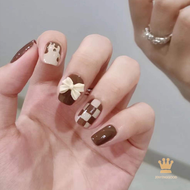Bộ 24 Móng Tay Giả Dạng Nhấn In Họa Tiết Caro Màu Nâu Kèm Hộp Đựng