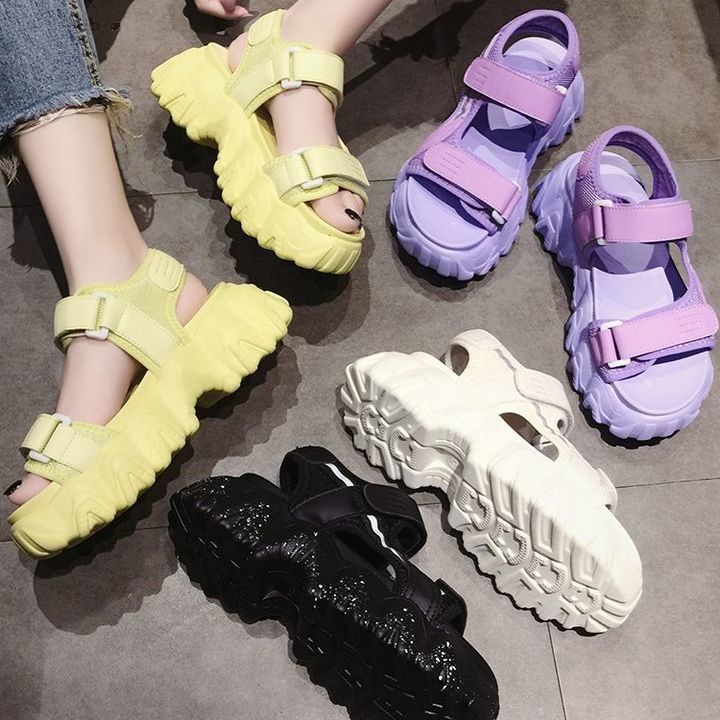 Xăng đan Thể Thao Đế Dày Thời Trang Mùa Hè Hàng Mới Dành Cho Bạn Nữ 2022