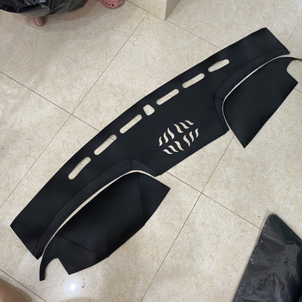 Thảm Taplo Da Carbon Xe Hyundai Creta 2022 2023- màu đen có chống trượt dưới đế chống xô lệch