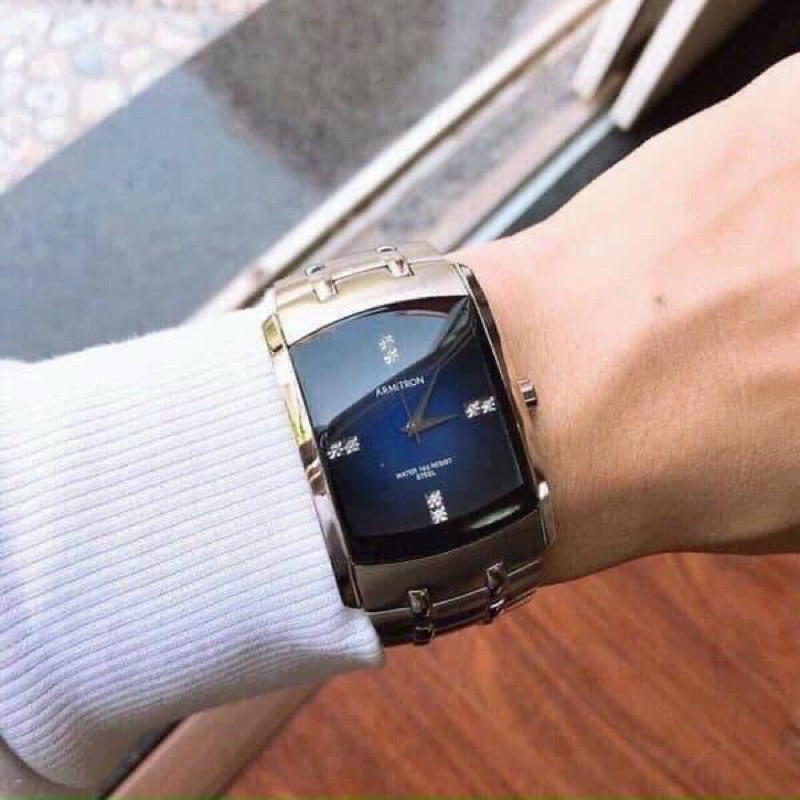 Đồng Hồ Nam Armitron dây kim loại mầu trắng