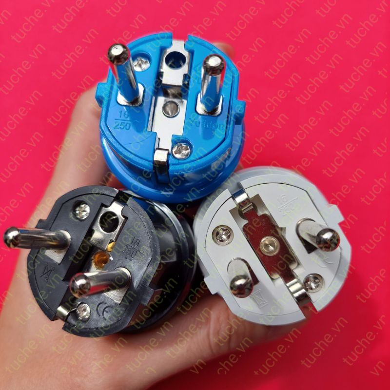 Phích cắm điện tiêu chuẩn Châu Âu 16A chịu tải cao, chịu nhiệt, chân Đồng