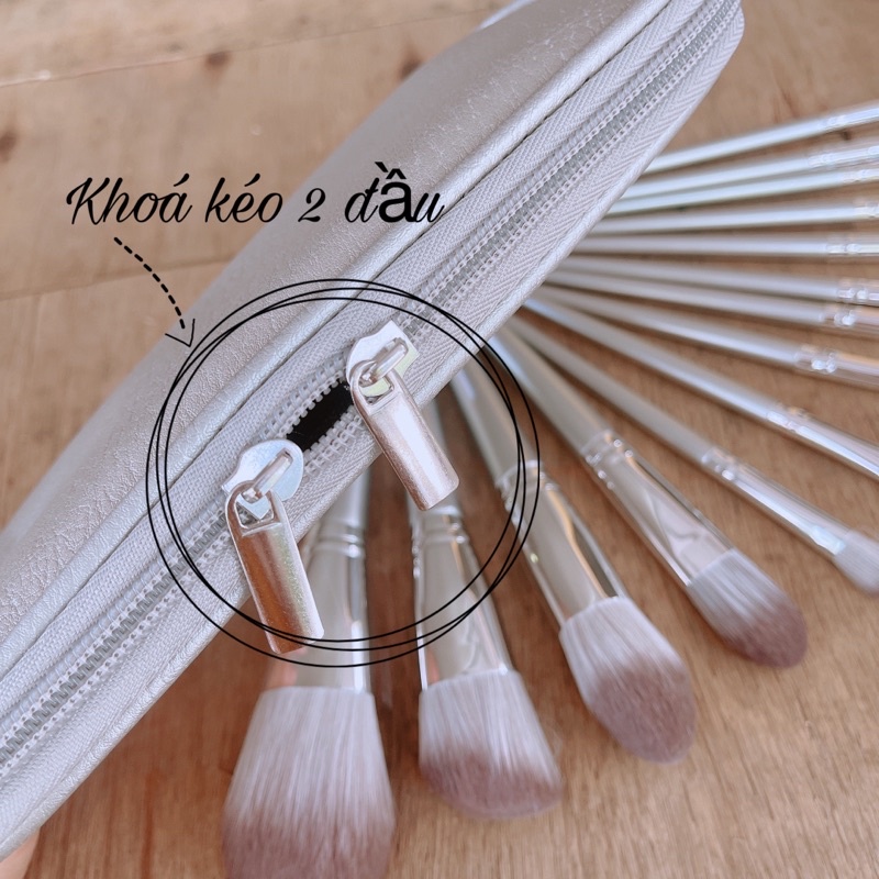 Bộ Cọ Trang Điểm Cán Bạc Cao Cấp Lông Siêu Mịn 14 Cây Kèm Bao Da