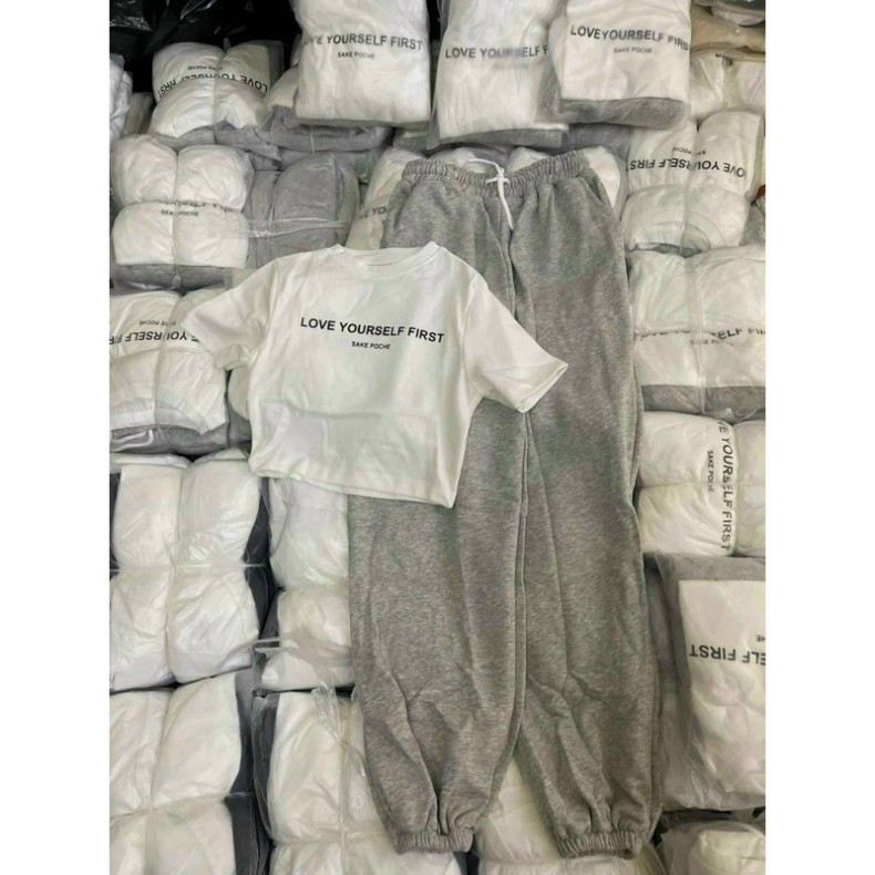 [ Qùa Tặng Dây Buộc Tóc Bạn Nhé] Set áo croptop ngắn phối quần bo gấu QC - Set bộ đồ giành cho nàng thích năng động | BigBuy360 - bigbuy360.vn