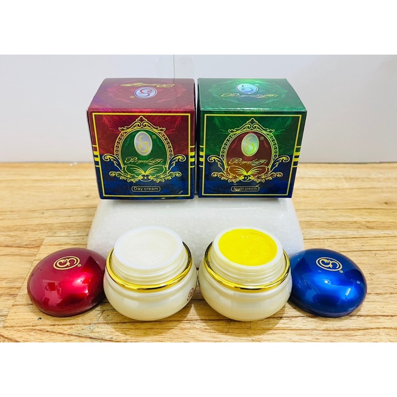 Kem dưỡng da Royalsuffi ngọc trai và nhân sâm ban ngày - HX922