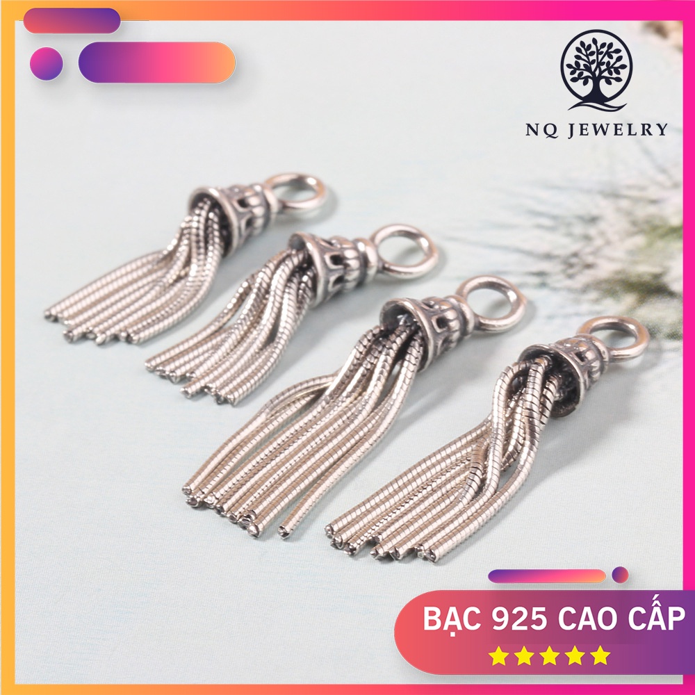 Charm bạc hình chuông tua rua treo