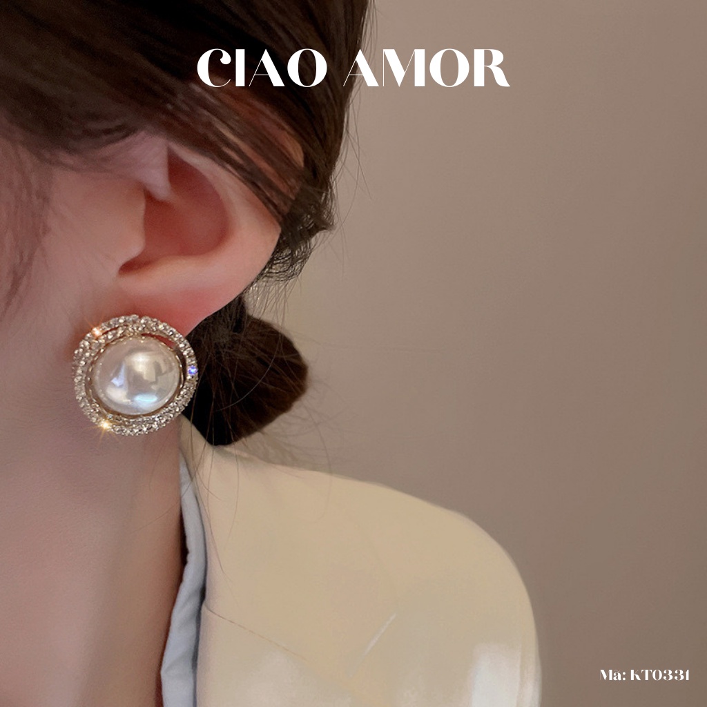 KT0331-Khuyên tai nữ, Bông tai nữ bạc 925 sang trọng dự tiệc tròn ngọc to giữa viền lớp đá xoắn Trang sức Ciao Amor