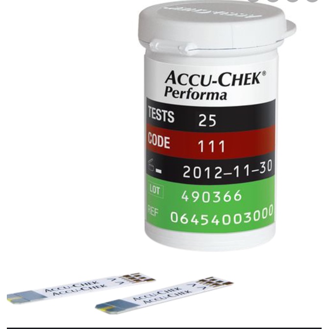 [Chính hãng] Hộp 25 que-Que thử đường huyết Accu-Chek Performa, date 12/2022