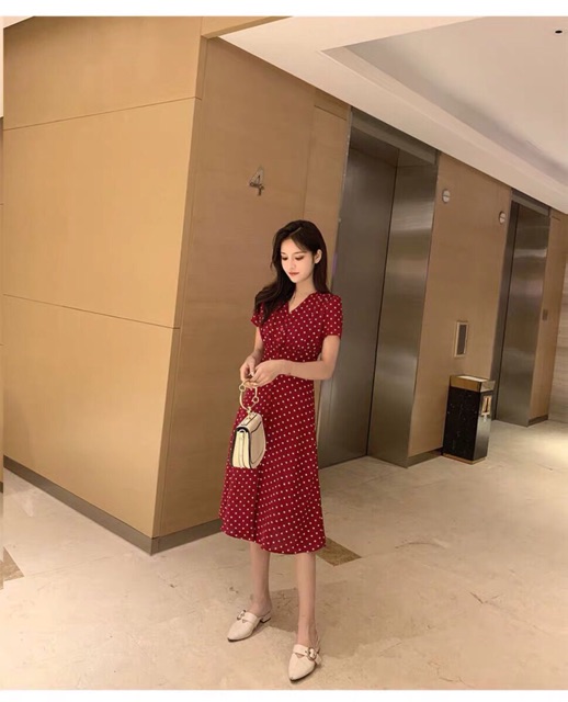 [Mã WAMST112 giảm 25k đơn 150k] WADD31 giảm30% tối đa 25k - Đầm Bi Đỏ Nhún Ngực xt | BigBuy360 - bigbuy360.vn