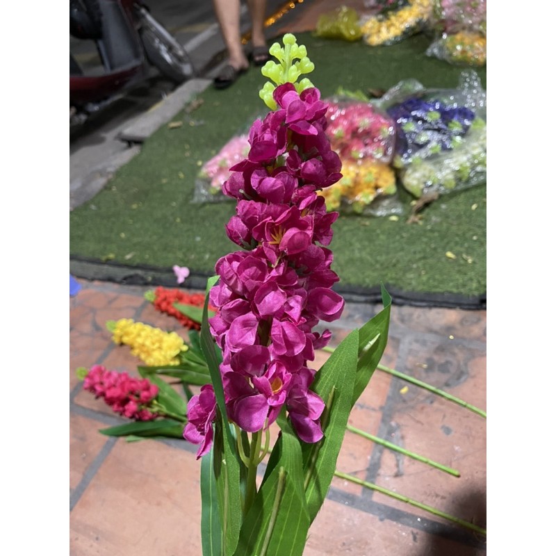 cành  hoa phi  yến  lụa  việt nam
