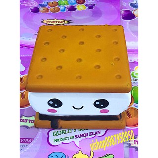 ĐỒ CHƠI SQUISHY BÁNH QUÍ VUÔNG KẸP