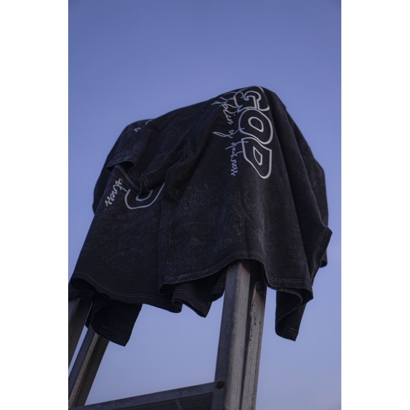 washed T shirt