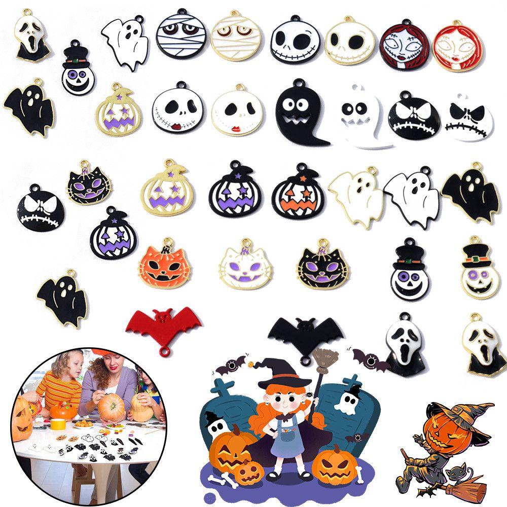 Bộ 2 Vòng Tay Mặt Hình Bí Ngô/ Dơi/ Ma/ Dơi Tráng Men Dễ Thương