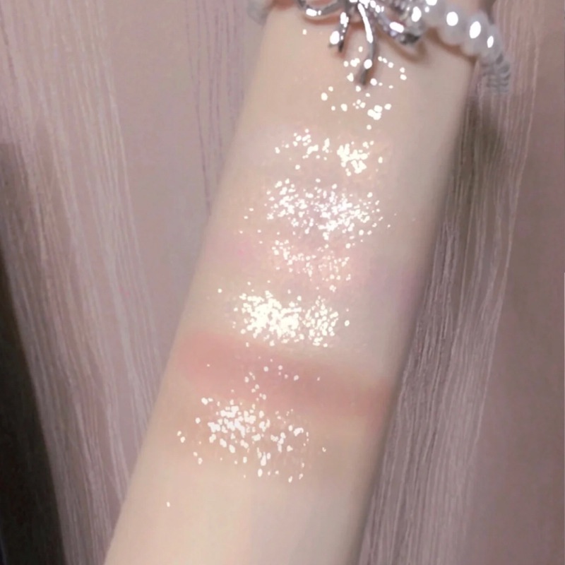 Bảng Phấn Bắt Sáng 3 Màu Mềm Mịn Tạo Khối Trang Điểm 3D Cho Khuôn Mặt