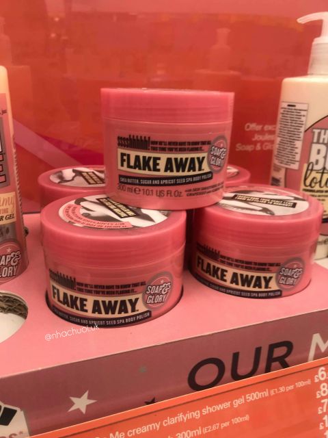 [SẢN PHẨM HOT] (BILL UK) Tẩy tế bào chết cơ thể Soap and Glory Flake Away (300ml) | BigBuy360 - bigbuy360.vn