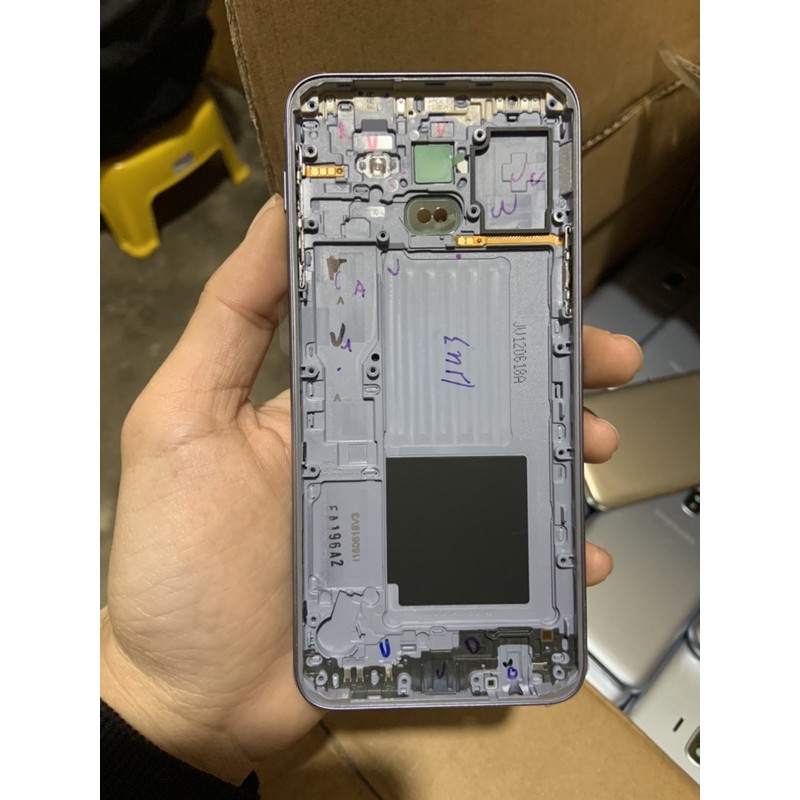 Vỏ lưng zin Samsung J600 / J6 2018 đen