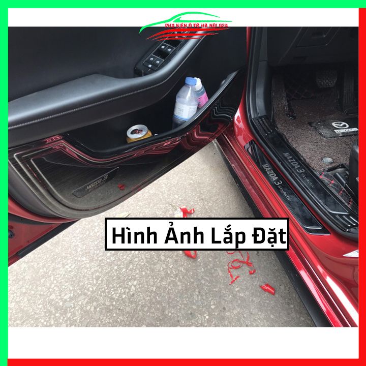 Bộ ốp tapli Mazda 3 2020-2022 vân Titan chống xước va đập khi mở cửa và làm đẹp xe