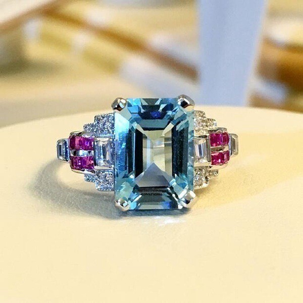 Nhẫn Đeo Tay Đính Đá Màu Đỏ Xinh Xắn