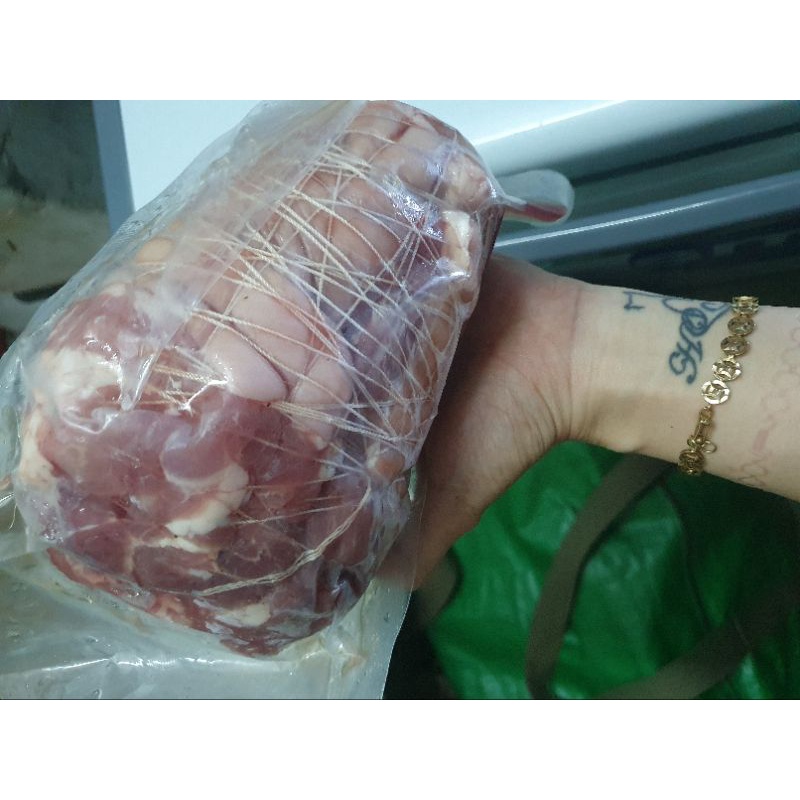 bắp giò heo rút xương bó chỉ 1kg