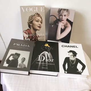 Mô hình sách trang trí cao cấp, phụ kiện chụp ảnh, sách trang trí kệ