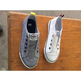 Giày vải không dây H&M dư xịn