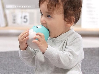 Lật đật AAG