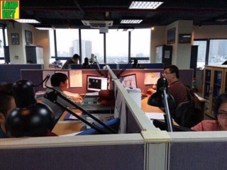 Đèn bàn ( ko bao gồm bóng)
