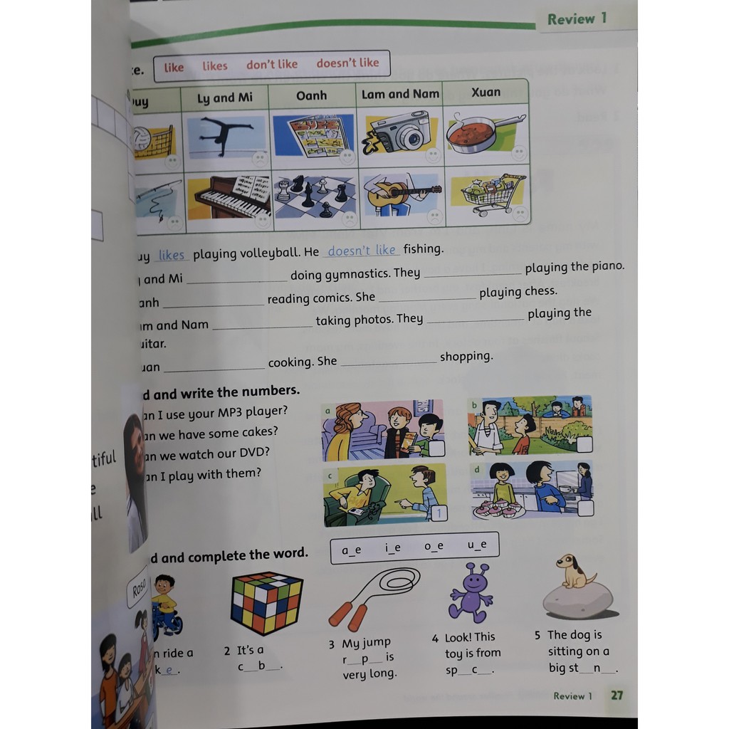 Sách - Family And Friends (Ame. Engligh) (Special Ed.) Grade 4: Student Book