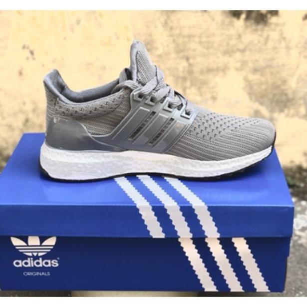 Mua ngay HÀNG CÓ SẴN FULL BOX GIẦY ULTRA BOOST [ Giảm giá 5%]