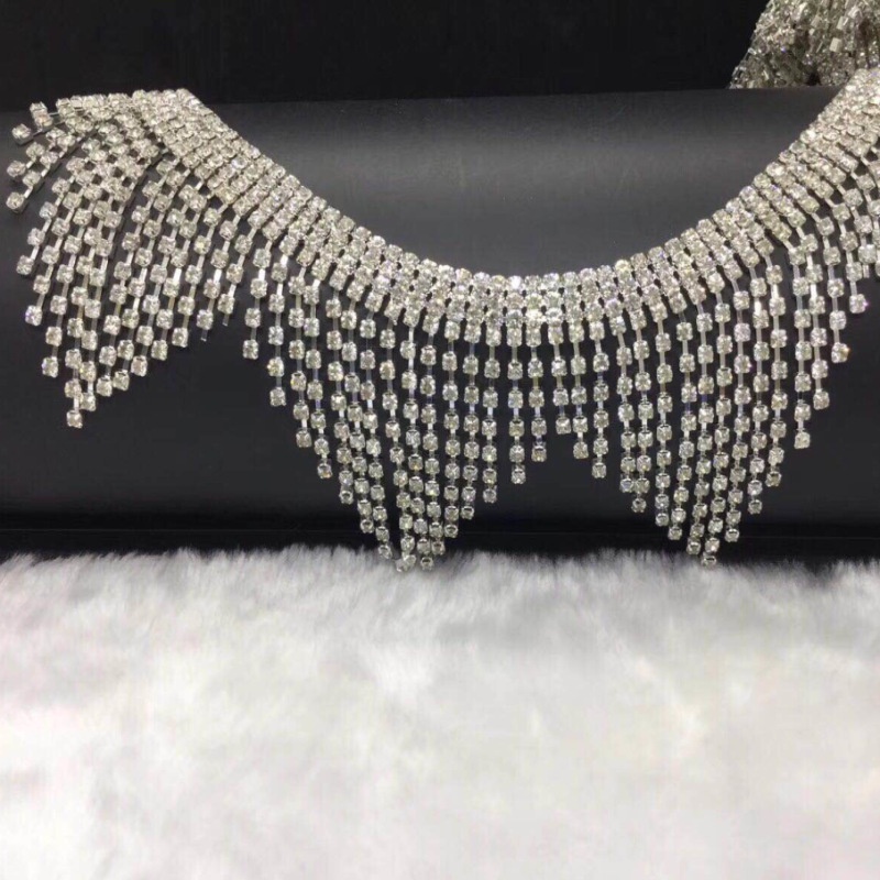 1417496     Dây Xích Tua Rua Đính Đá Cao Cấp Dùng Hóa Trang Biểu Diễn