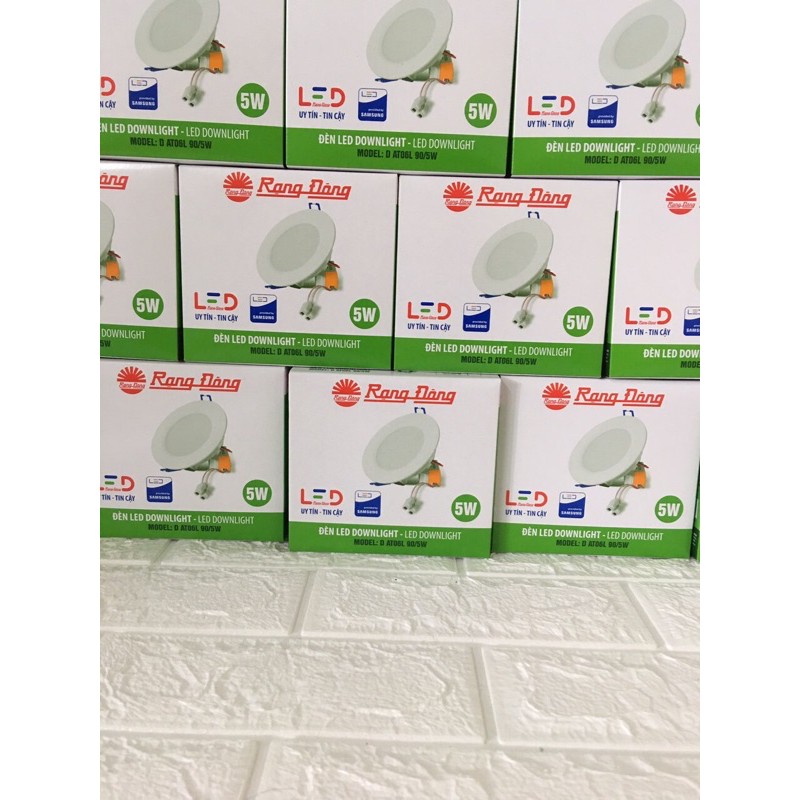 Đèn led âm trần rạng đông