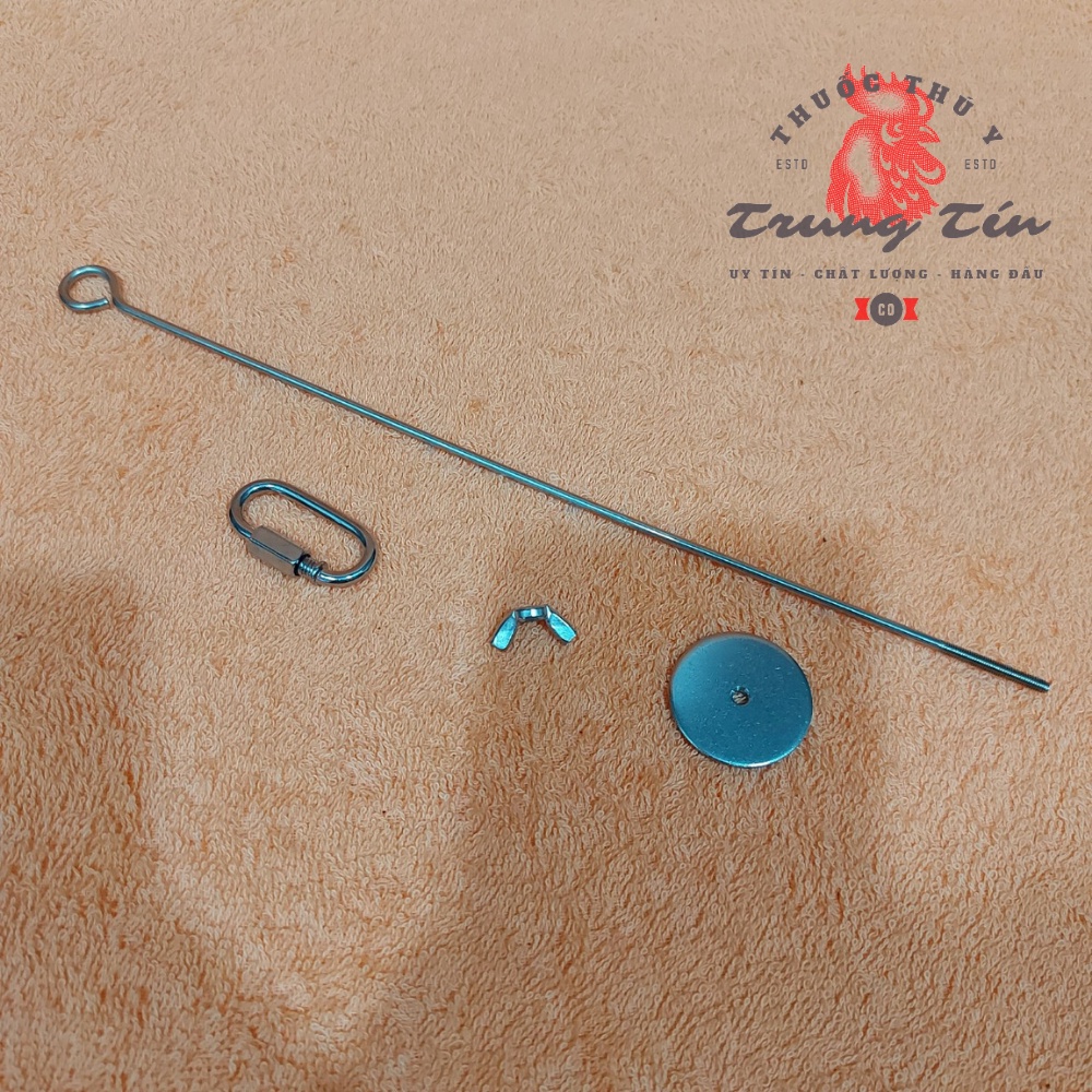 Dụng cụ gim thức ăn , trái cây dành cho chim , sóc , gà , thú cưng nhỏ  thép không gỉ