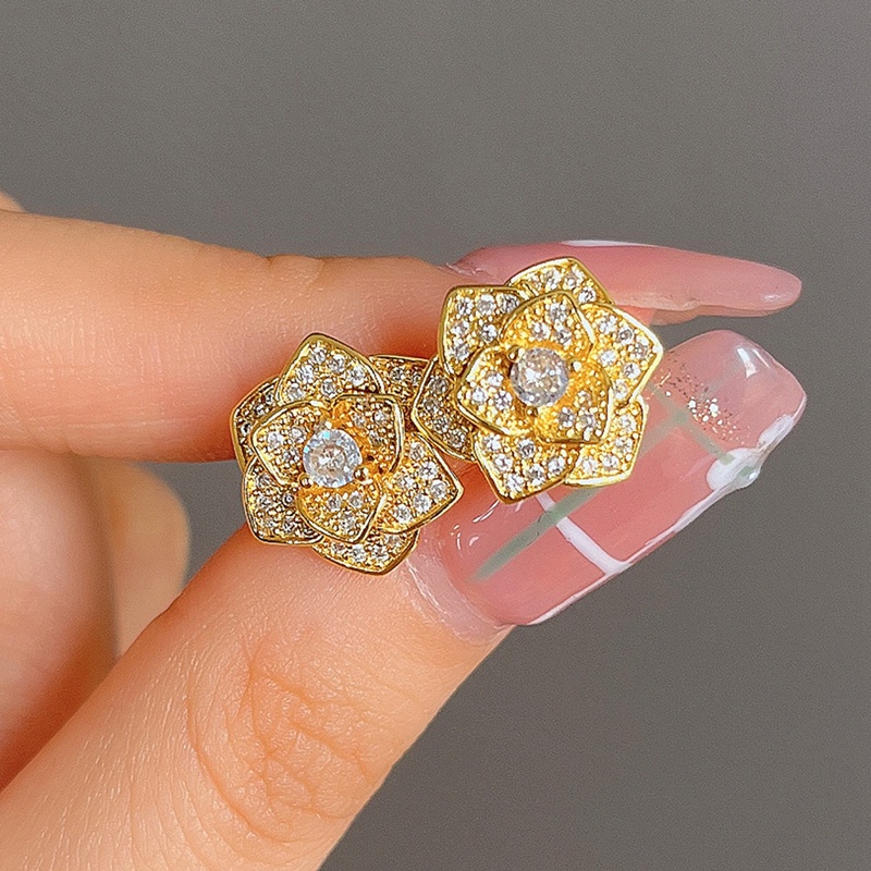 Bông Tai Hình Hoa Đính Đá Zircon Sang Trọng Cho Nữ