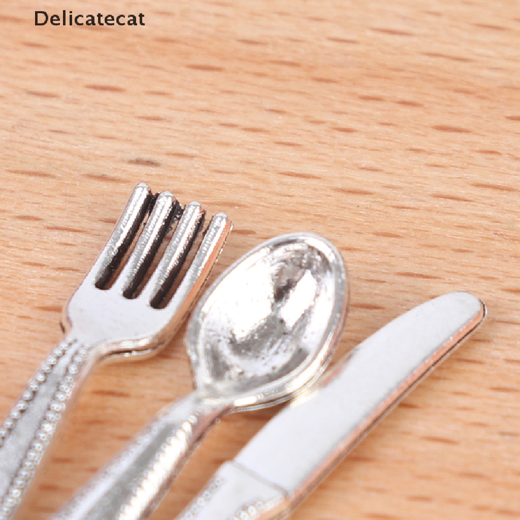 Bộ 4 Đĩa mini Trang Trí Nhà Búp Bê Phong Cách Phương Tây