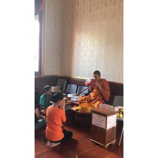 vòng tay chỉ đỏ may mắn Thái Lan