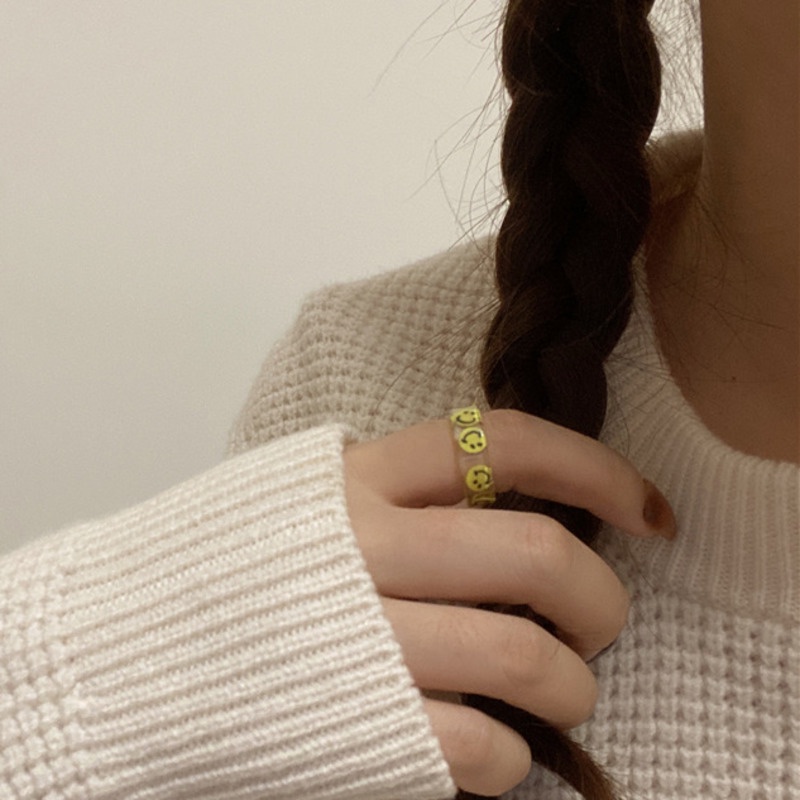 Nhẫn Nhựa Trong Suốt Hình Mặt Cười Xinh Xắn Dễ Phối Đồ