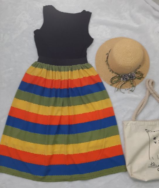 Chân váy 7 sắc cầu vồng