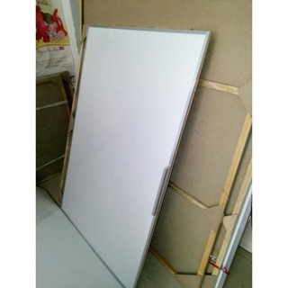 Bảng bút lông trắng 60 x 80 tặng 1 bút lông nhật