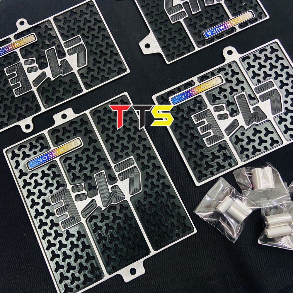 CHE KÉT NƯỚC XE SATRIA FI NHÔM CNC 3D TÔNG MÀU 2 LINE ĐEN BẠC ( TEM TITAN YOSHIMURA )
