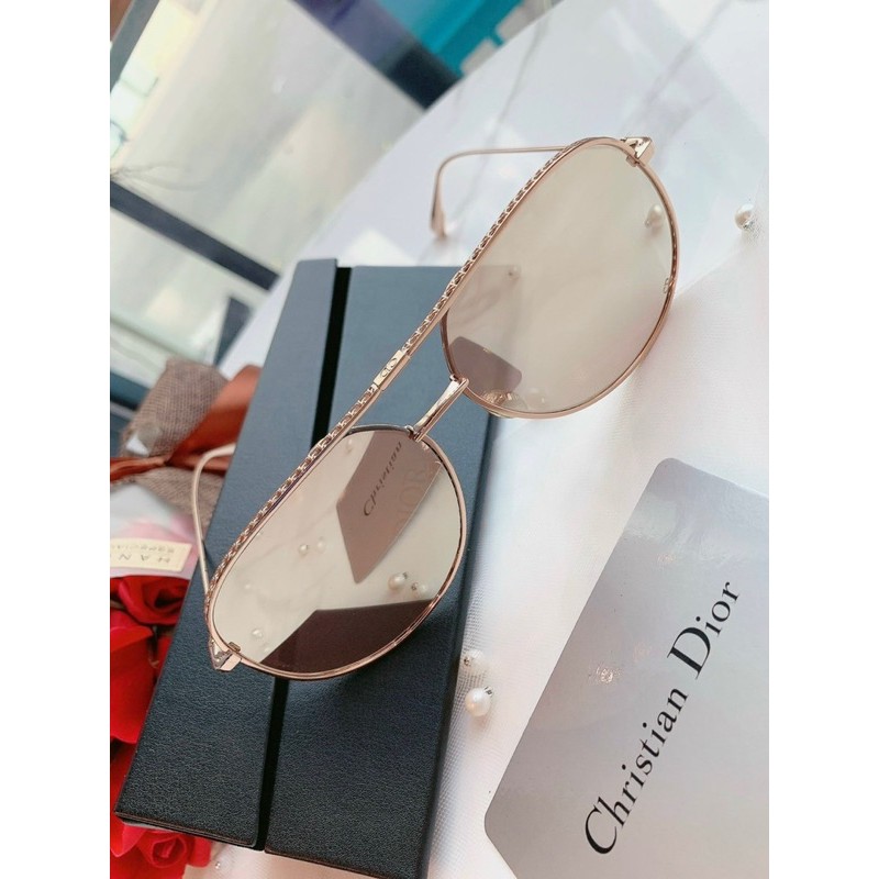 Mắt kính mát nữ 𝐃𝐈𝐎𝐑 𝐁𝐘𝐃𝐈𝐎𝐑𝐒