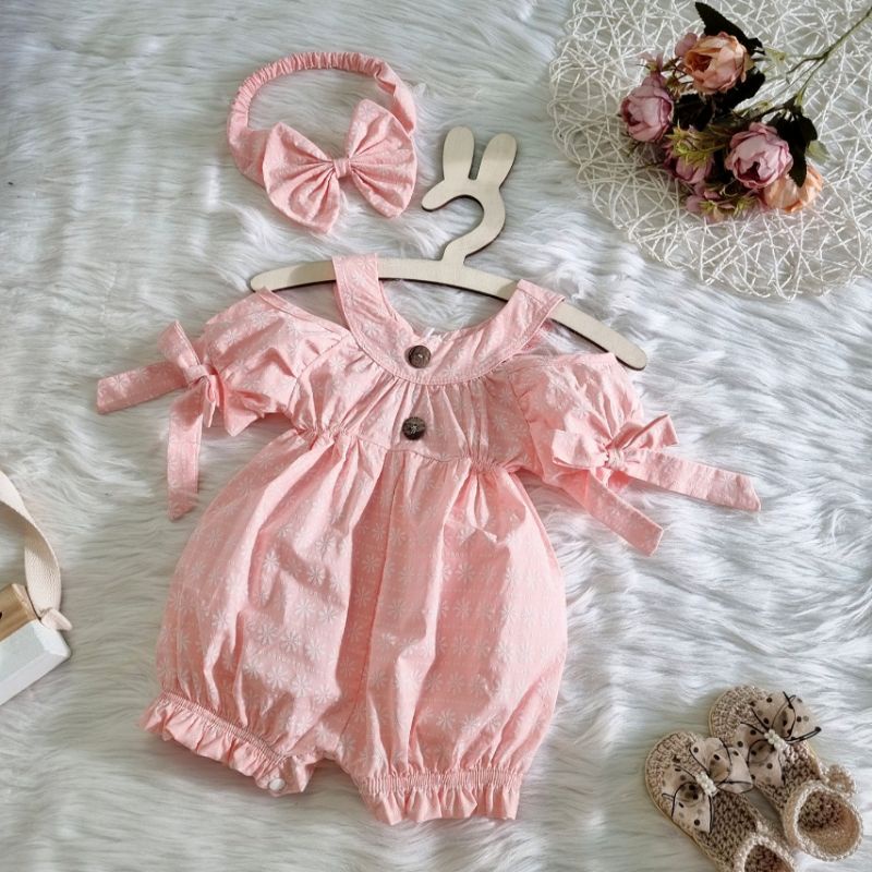 S1278 - Set body hở vai cổ trònSet bao gồm body kèm nơ cùng màu thích hợp cho bé trong mọi thời điểmCó size từ 0 đến 13
