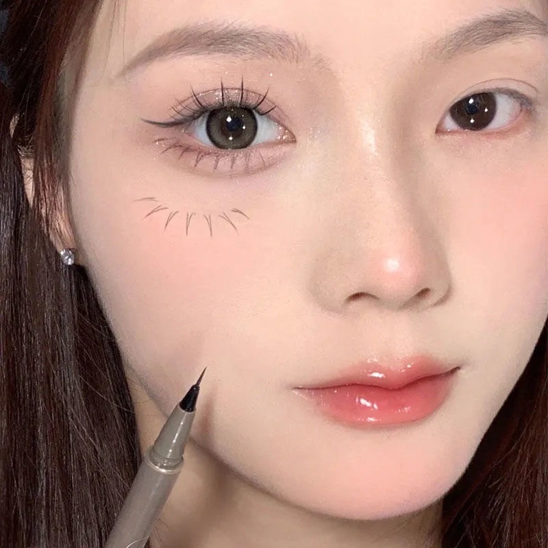 Bạc Hà Ngọt Ngào® Bút Kẻ Mắt Mềm Tự Nhiên Không Phai Lâu Trôi Chống Thấm Nước