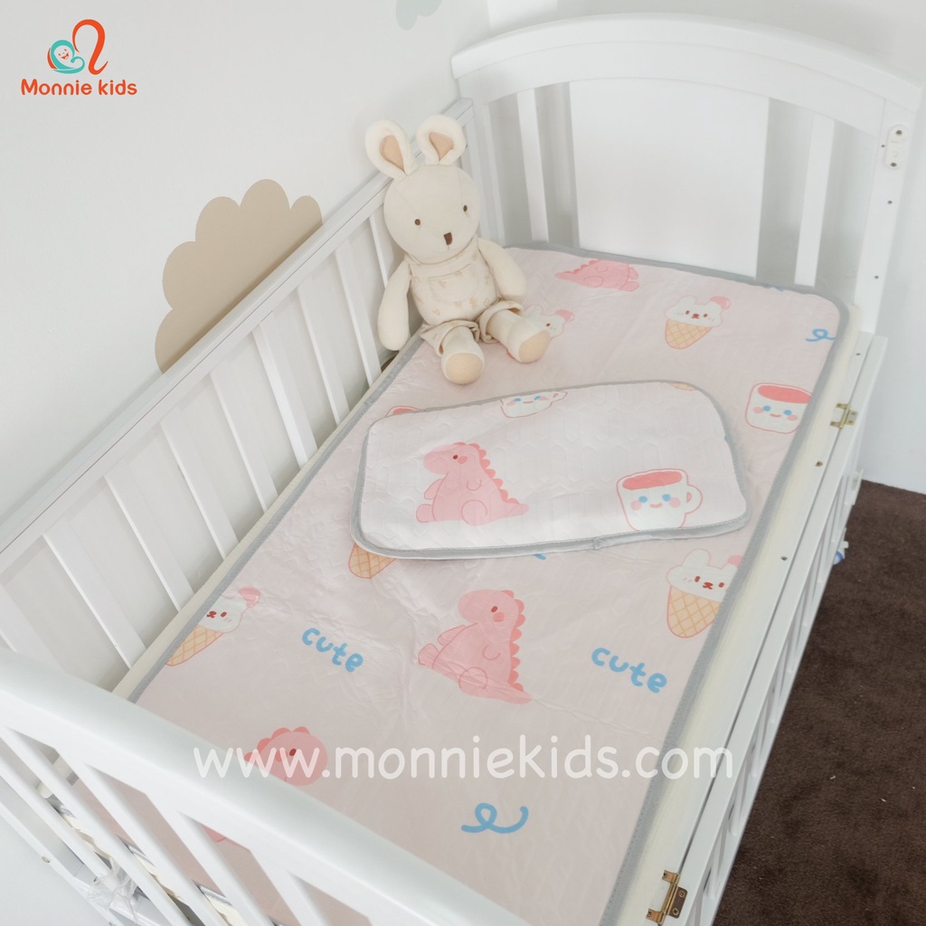 Set thảm nằm hoa tiết cho bé 60x120cm, set thảm gối chống thấm thoáng khí cho trẻ - Monnie Kids