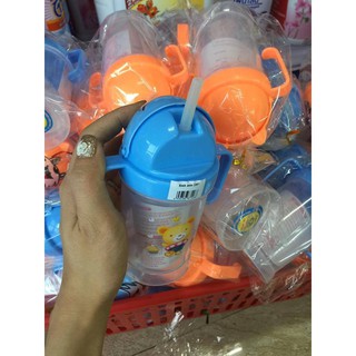 Bình tập hút cho bé