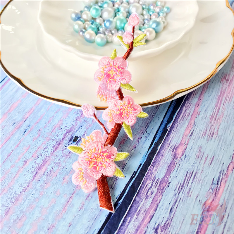 Miếng ủi thêu hình hoa đào dùng may ủi trang trí quần áo DIY