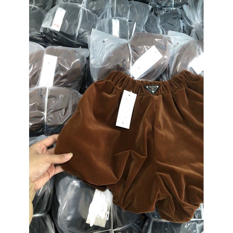 Quần sooc nhung bồng 2 lớp | BigBuy360 - bigbuy360.vn