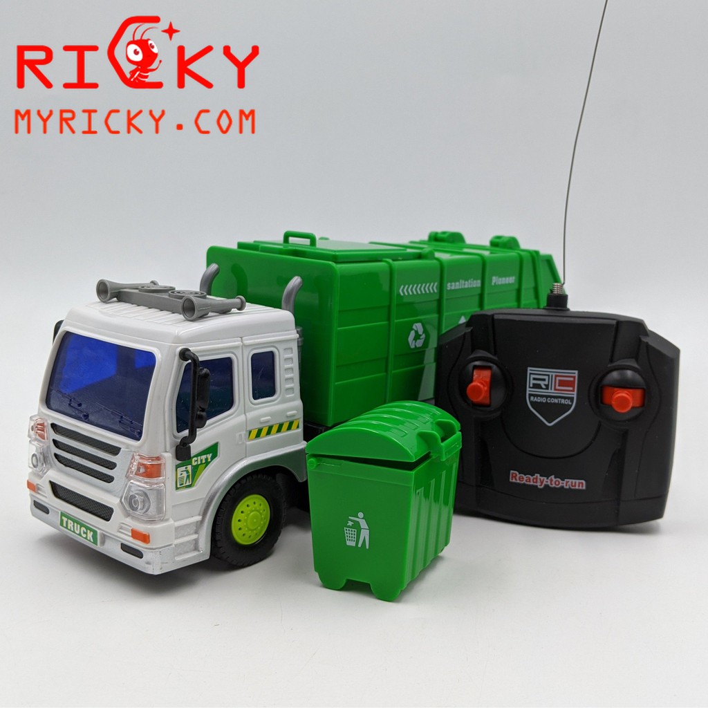 Xe Bồn Trộn và Nhiều Mẫu điều khiển từ xa