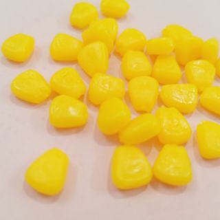 Charm hạt bắp bằng nhựa pvc